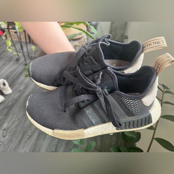 Adidas NMD - Women - Black & Cream - Picture 5 of 7